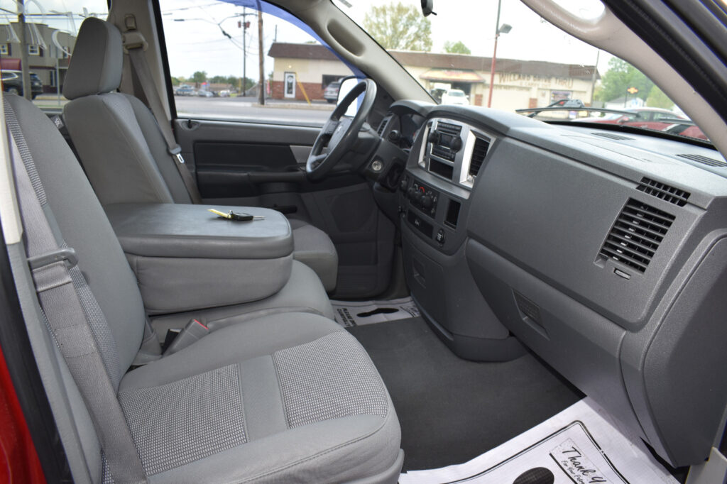 2008 DODGE Ram 1500 Quad Cab SLT 4WD