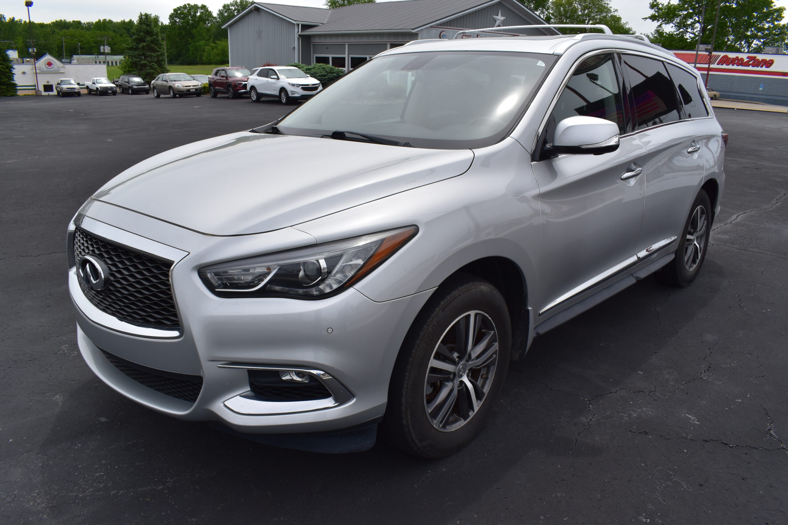 
								Infiniti QX60 2017 full									