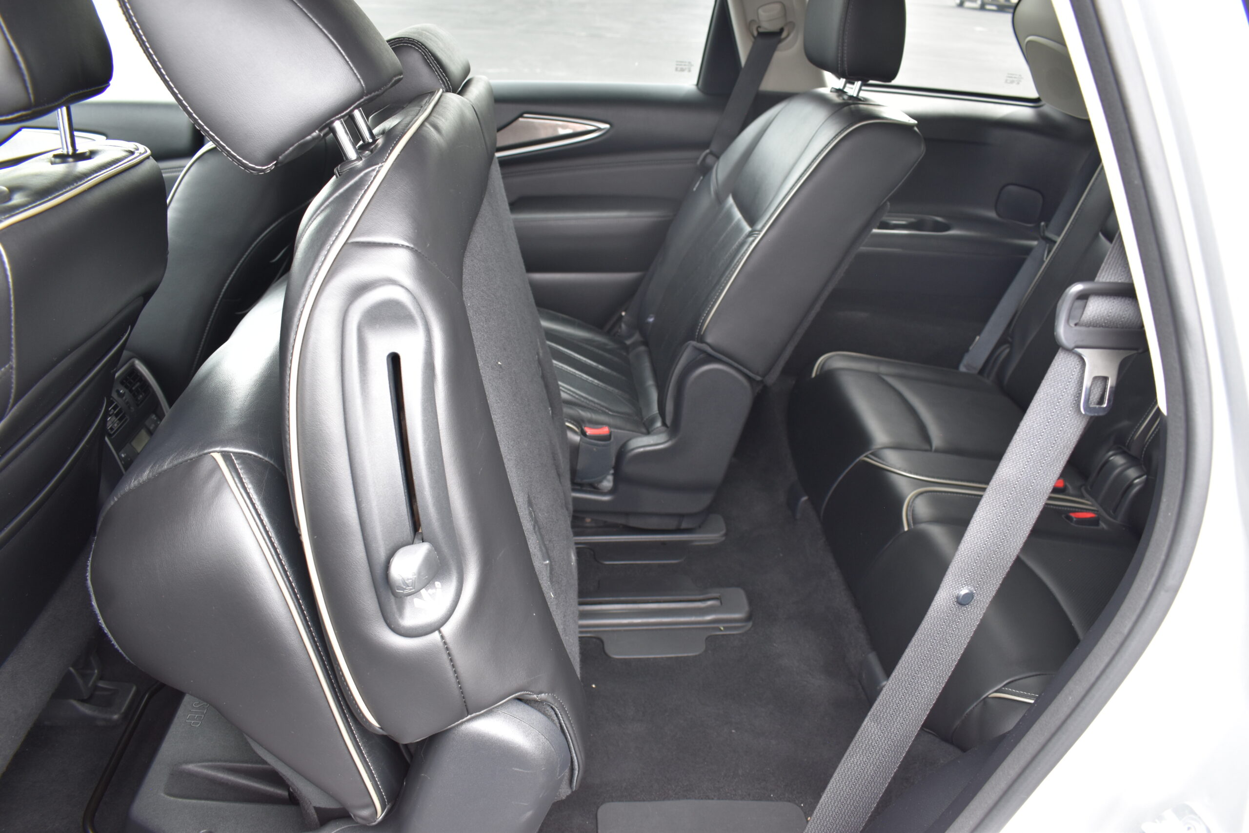 
								Infiniti QX60 2017 full									