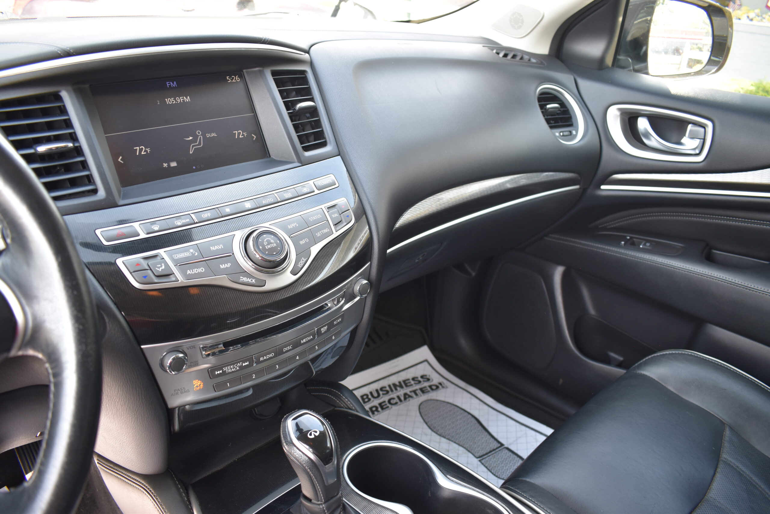 
								Infiniti QX60 2017 full									