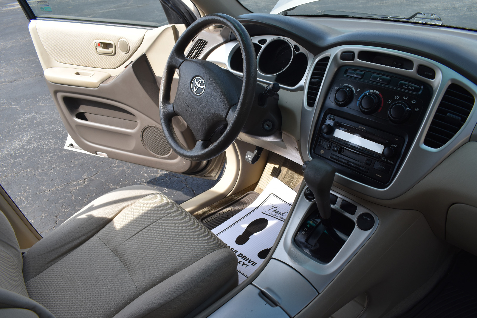 
								Toyota Highlander 2006 full									